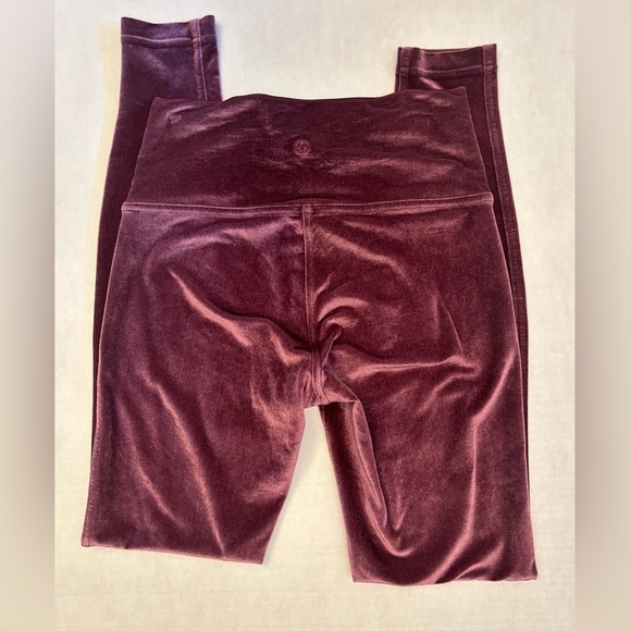 Lululemon Athletica Wunder lounge highrise tight 28”inseam w/key pocket Sz-6. C7 - Picture 8 of 13